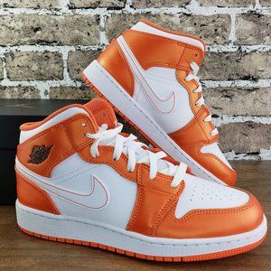 Nike Jordan 1 Mid Metallic Orange